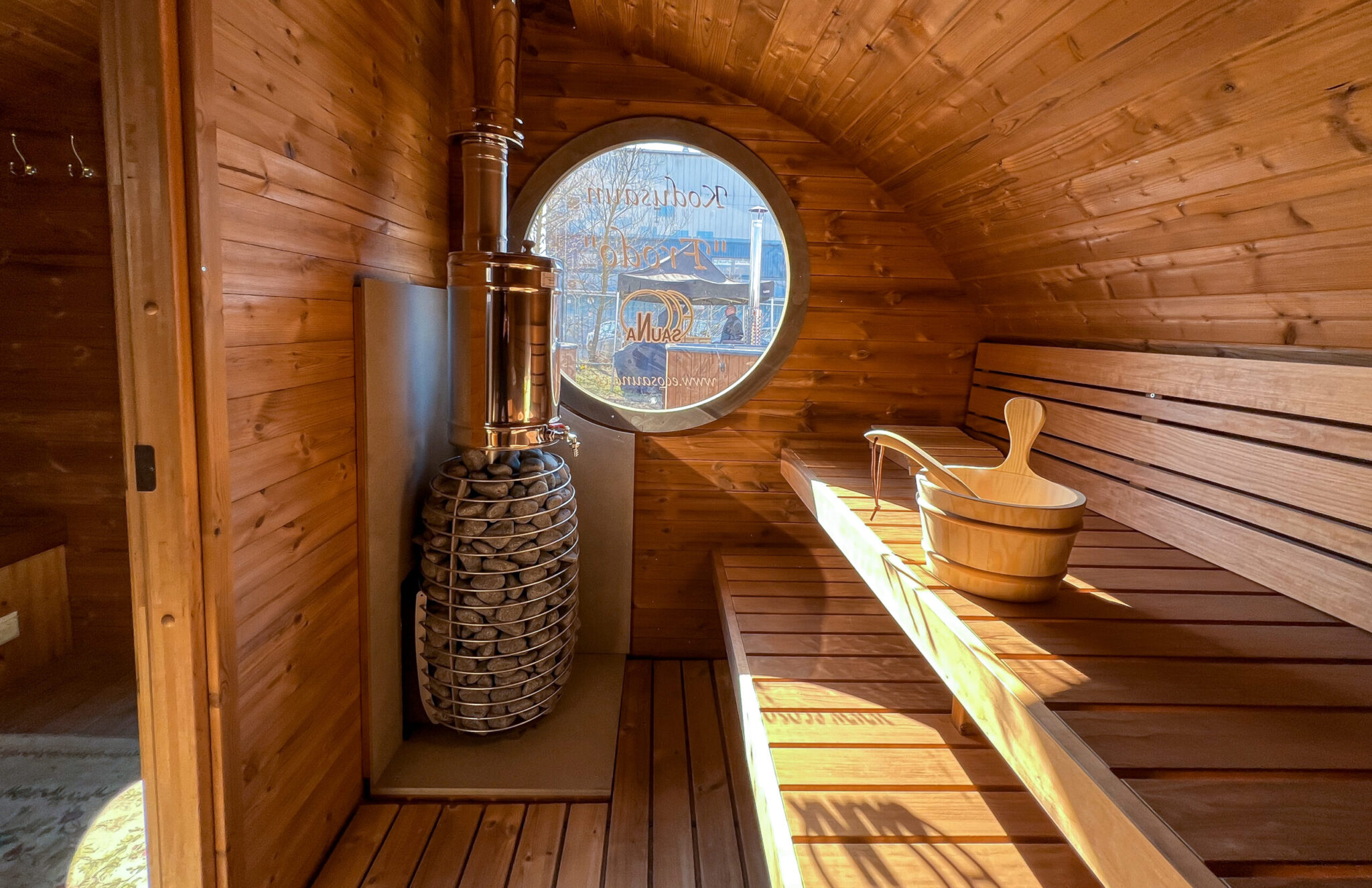 Hot Tub & Sauna Supplier; B2B & Wholesale Neptune Saunas & Hot Tubs